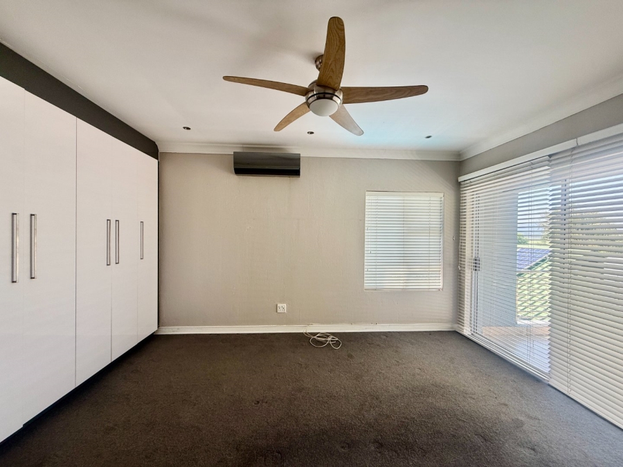 To Let 3 Bedroom Property for Rent in Caribbean Beach Club North West